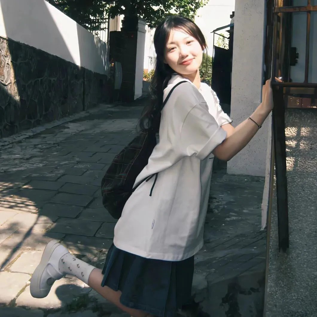 大口女追海军 封面